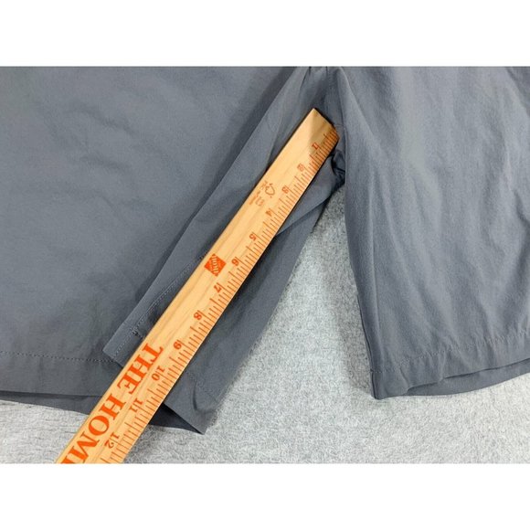 Under Armour 100% Polyester Chino Shorts (Men's 38) Gray - Picture 8 of 11